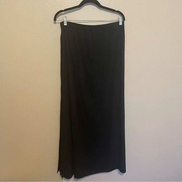 ST JOHN Evening Black Silk Classic Straight Skirt Size 8 Pleated Detail - Picture 2 of 8